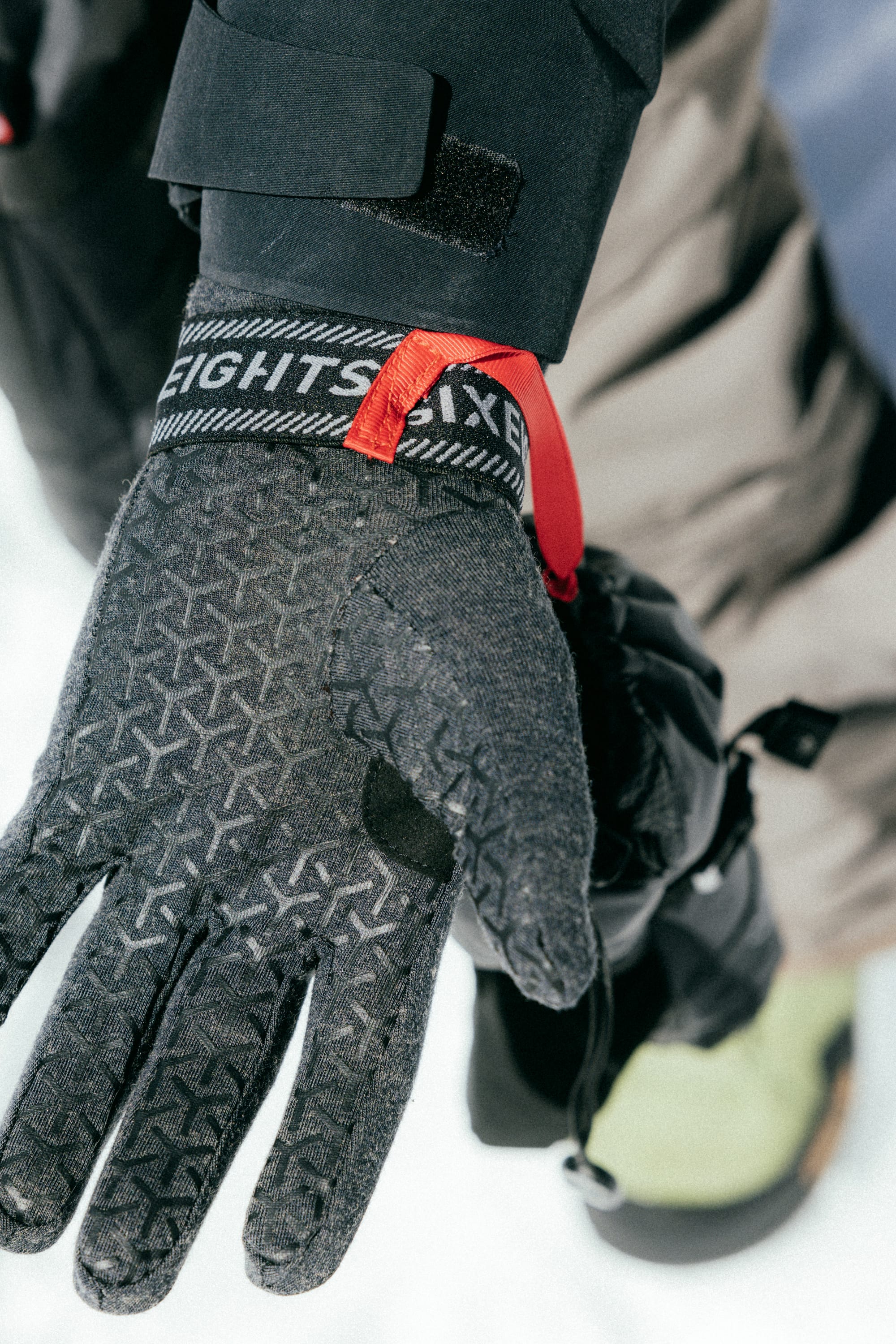 686 Men's GORE-TEX SMARTY 3-in-1 Gauntlet Mitt