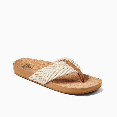 Shop Women's Sandals and Flip Flops for the Beach